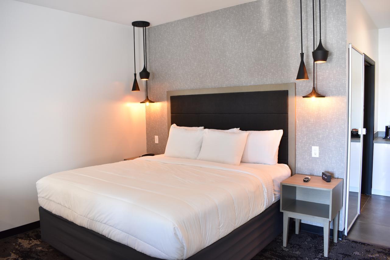 Hotel Bella Jersey Village Eksteriør bilde